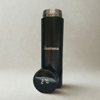 Black Gustosa smart thermos with digital temperature display – keeps water hot or cold for hours